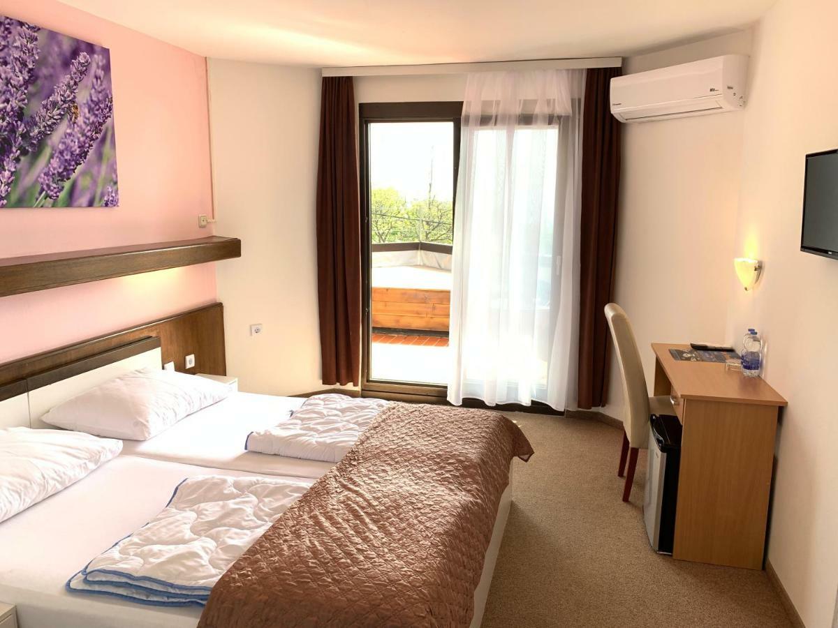 Hotel Ruza Новий Винодольський Екстер'єр фото
